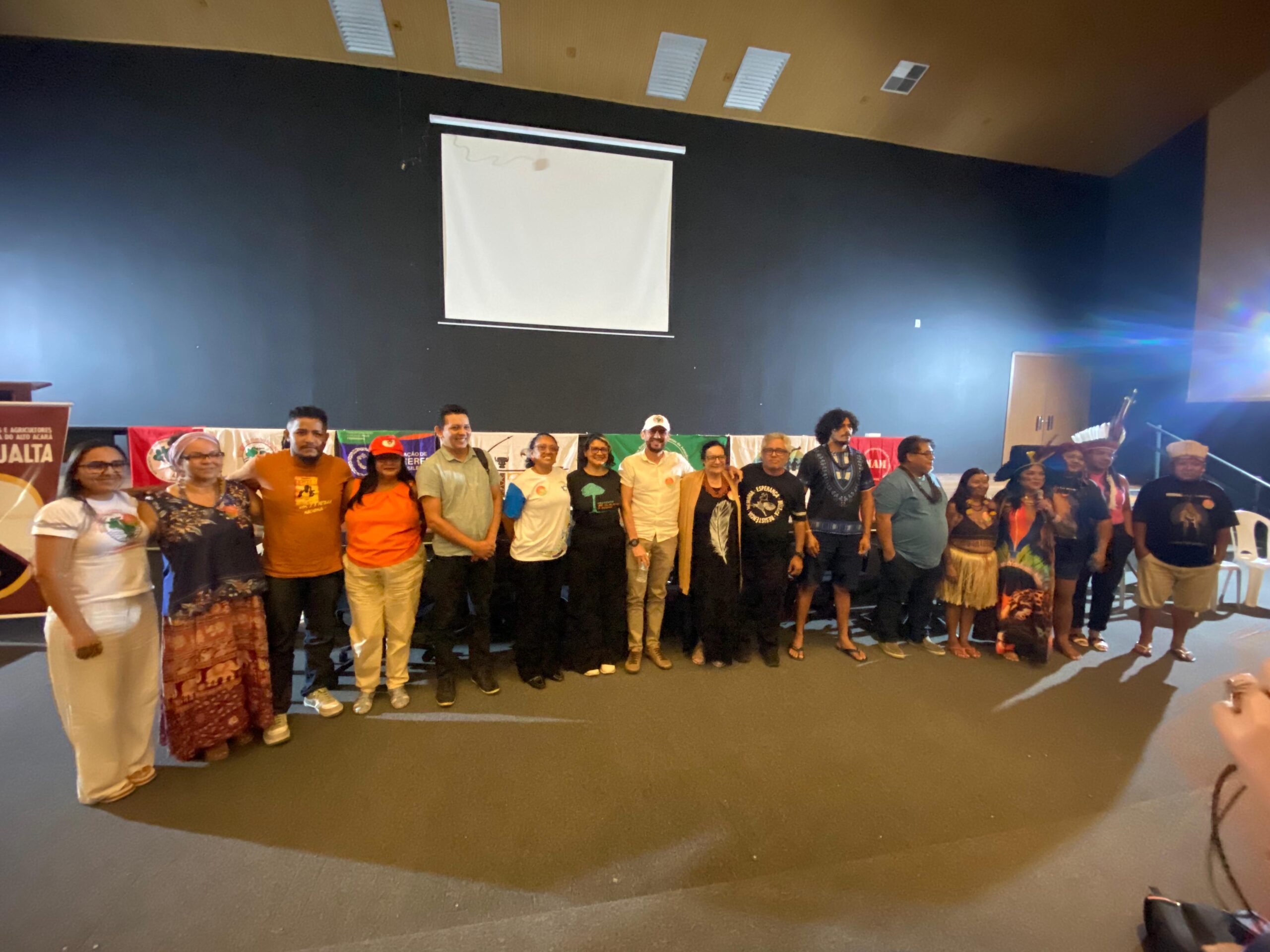 Assembleia da Resistência fortalece a luta pela educação e pelos territórios tradicionais na Amazônia