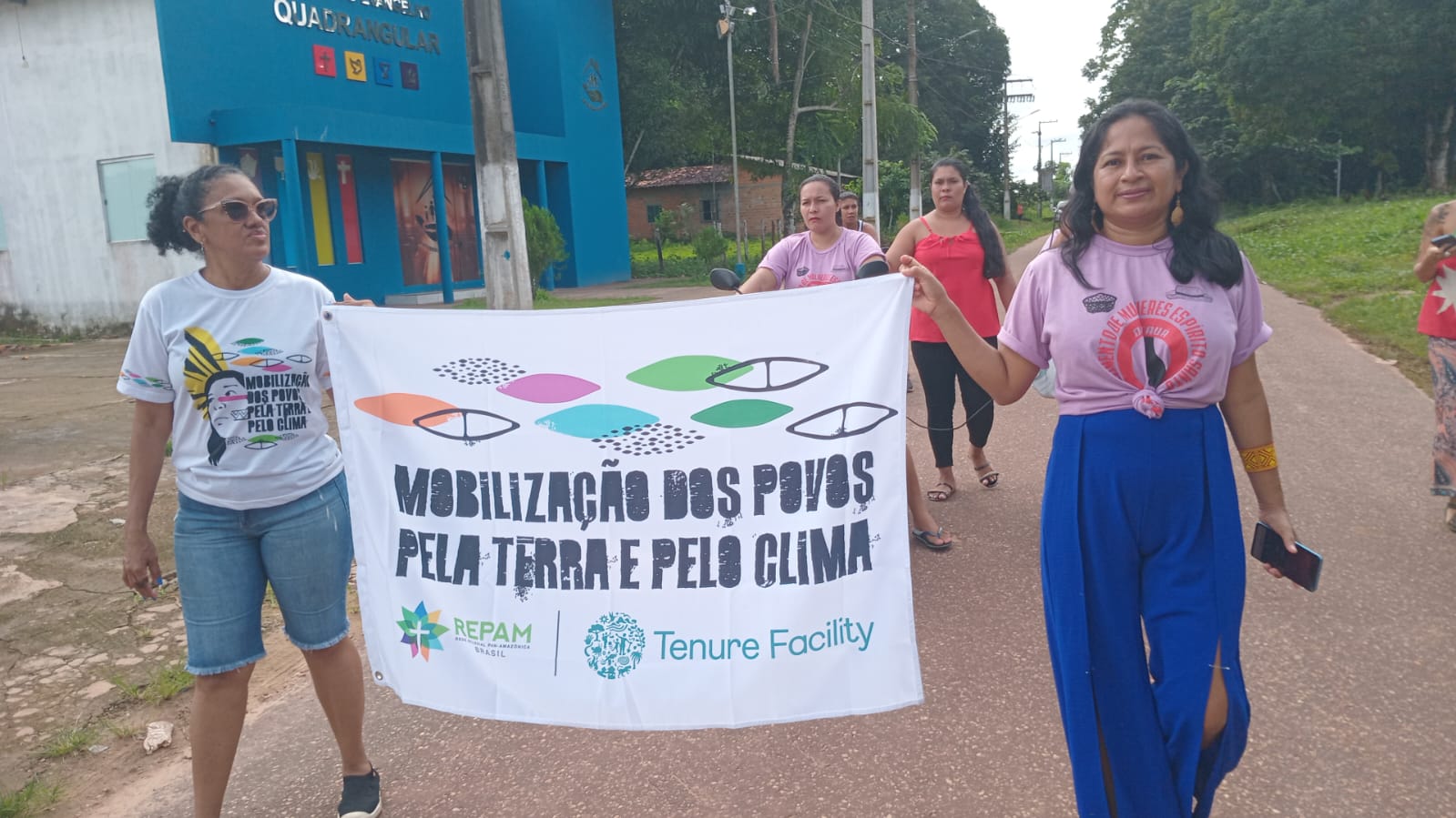 Mobilização dos Povos pela Terra e pelo Clima participa de ação pelo Dia Internacional da Mulher