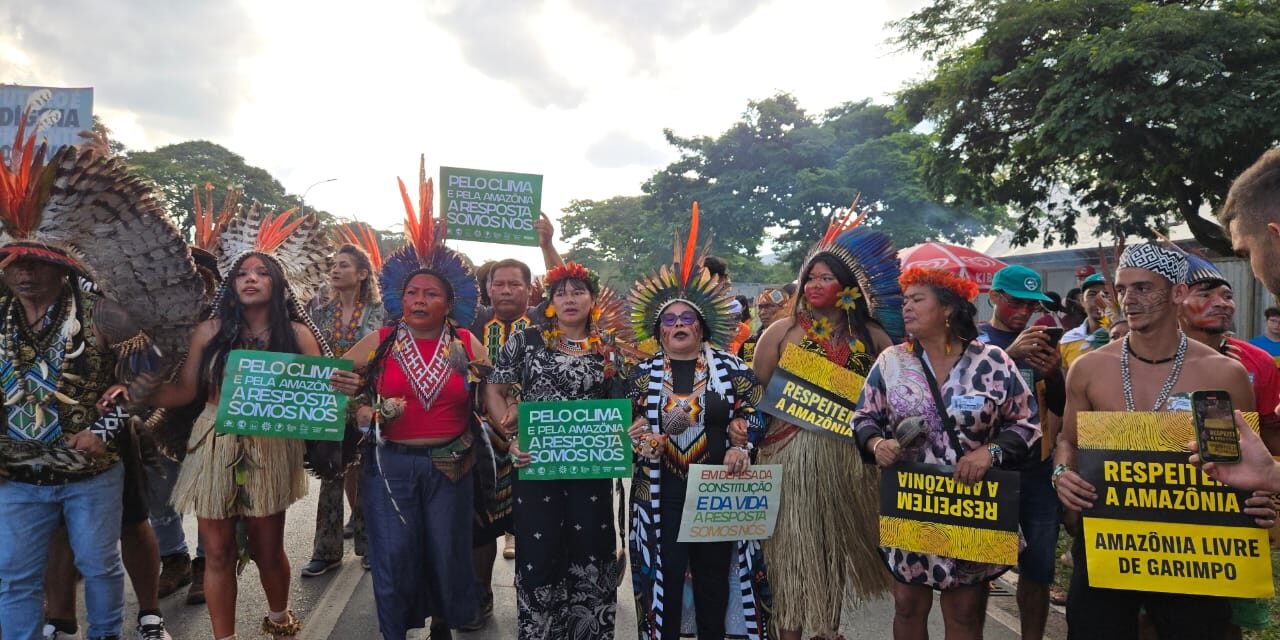 Lideranças Indígenas da Amazônia Definem Agenda Climática na Pré-COP Indígena, Rumo à COP30