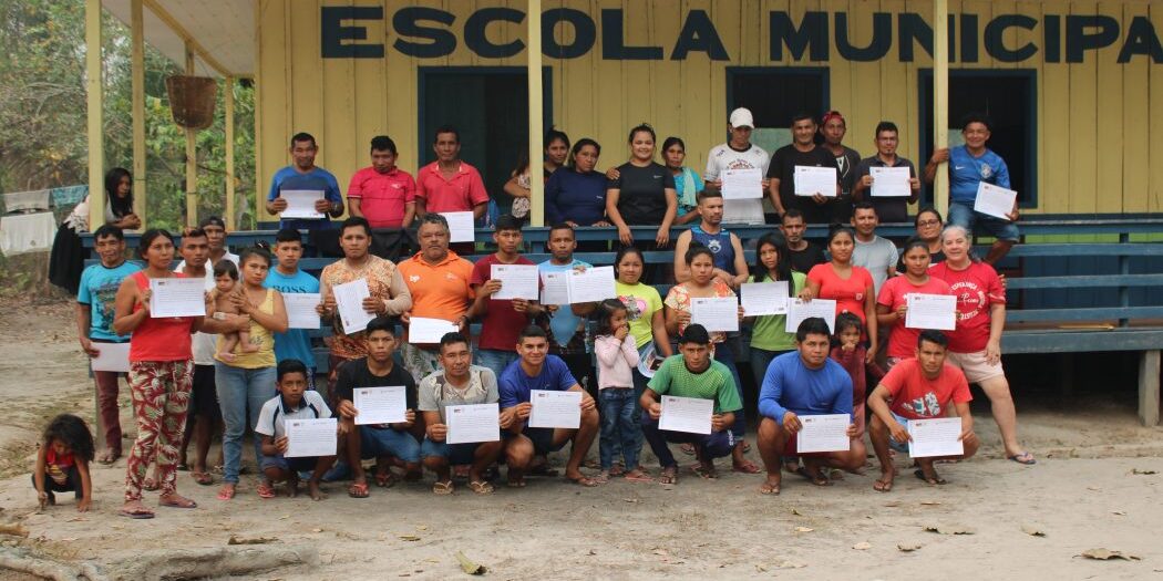 Primeira-turma-Oficina-de-Jovens-Comunicadores-Indigenas-Apurina-Foto-Daniel-Lima-scaled